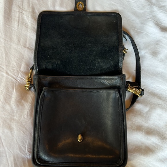 Vintage Coach Station Bag | Genuine Black leather - Picture 13 of 15